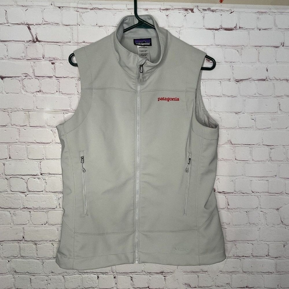 Patagonia Gray/White Full Zip Camp Outdoors Hiking Vest Women L Nicaragua